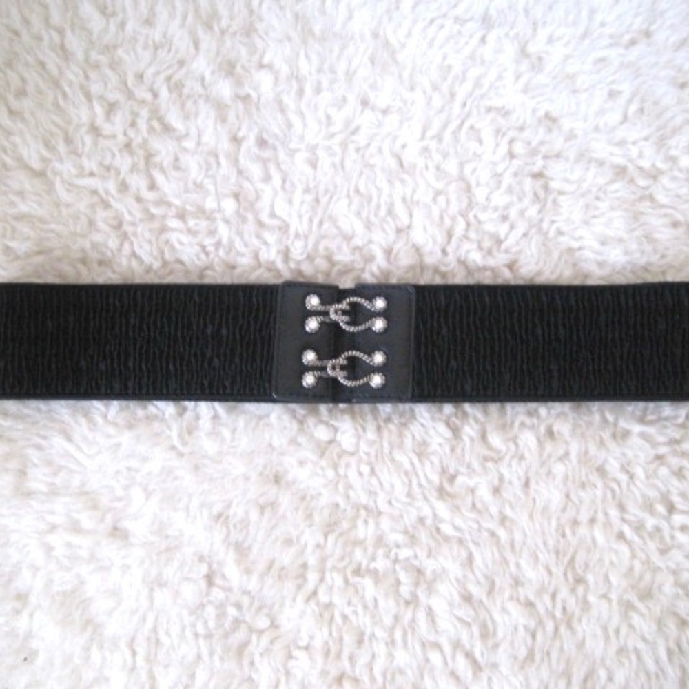Betsey Johnson Elastic Stretch Belt